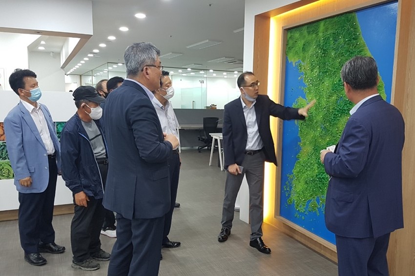 2.김학동 예천군수, 농산물 판매 홍보 발 벗고 나서